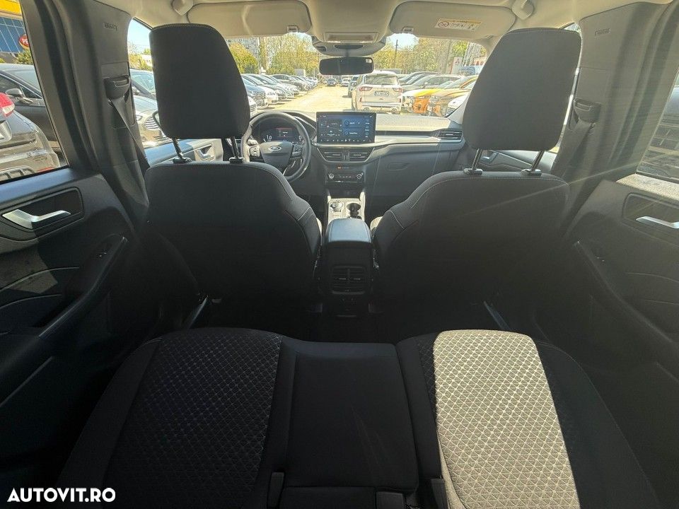 Ford Kuga - 11