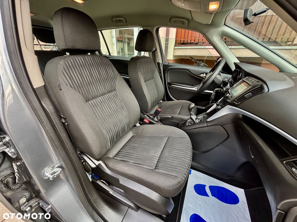 Opel Zafira - 22