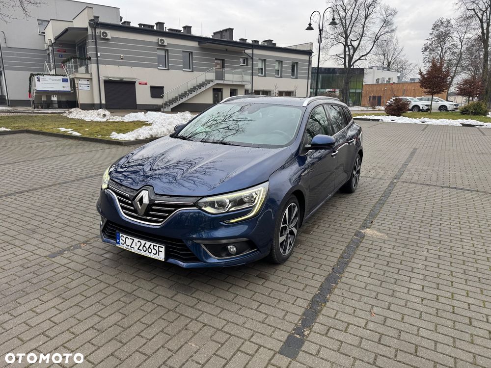 Renault Megane ENERGY TCe 140 EDC BOSE EDITION - 8