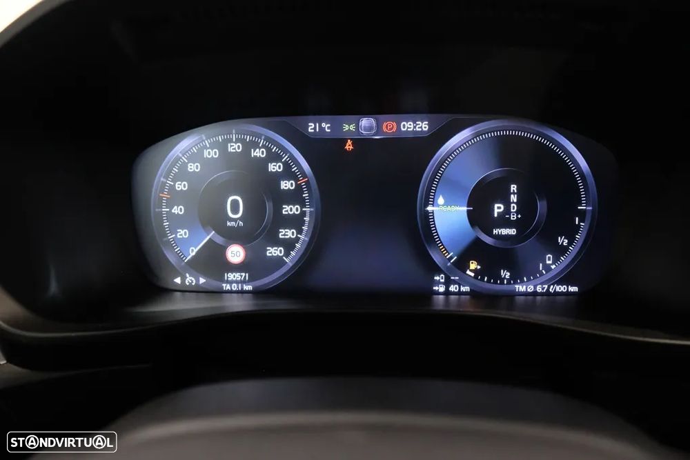 Volvo XC 40 1.5 T5 PHEV Momentum Plus - 13