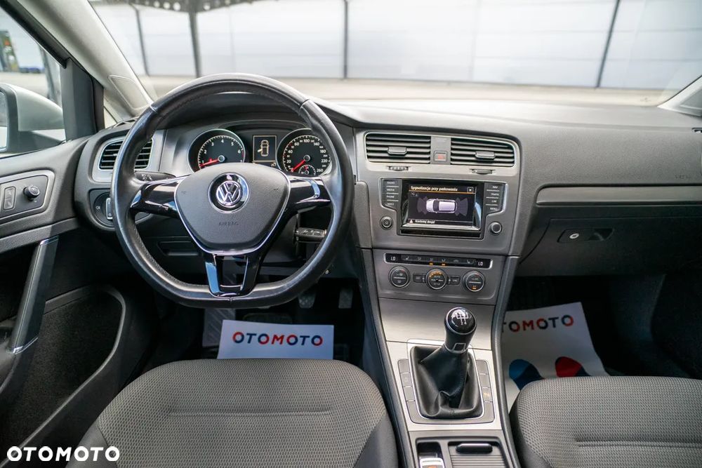 Volkswagen Golf 1.2 TSI BMT Trendline - 31