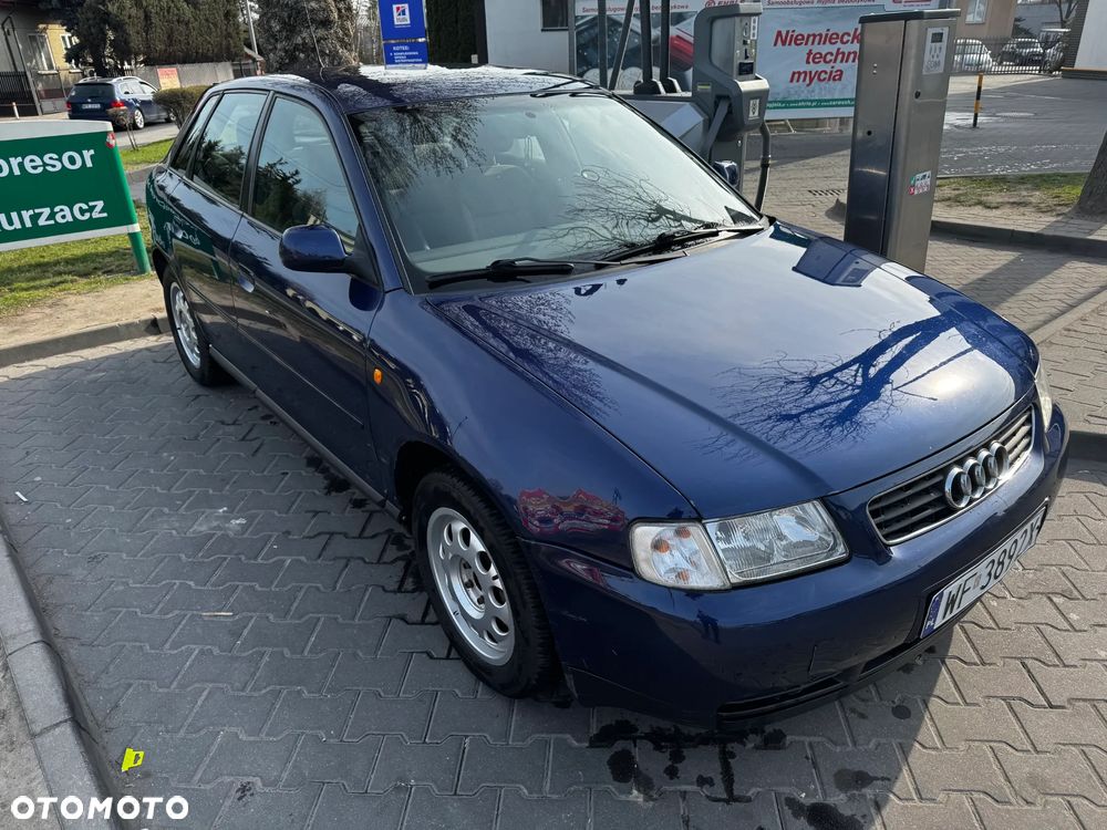 Audi A3 Sportback 1.6 Ambition - 1