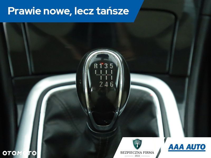 Opel Insignia - 13
