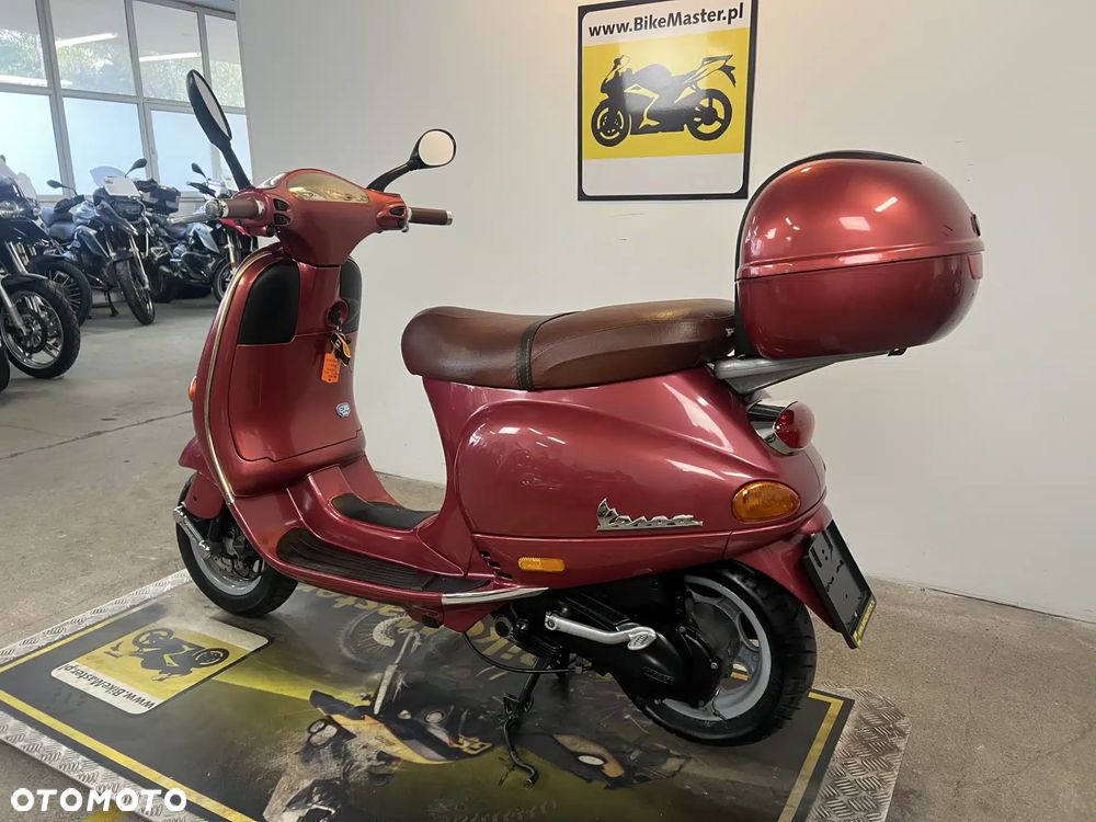 Piaggio Vespa - 6