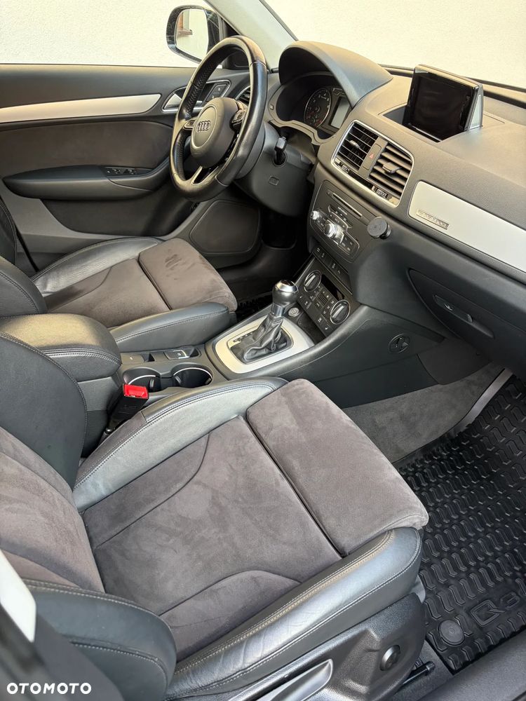 Audi Q3 2.0 TFSI Quattro Sport S tronic - 14