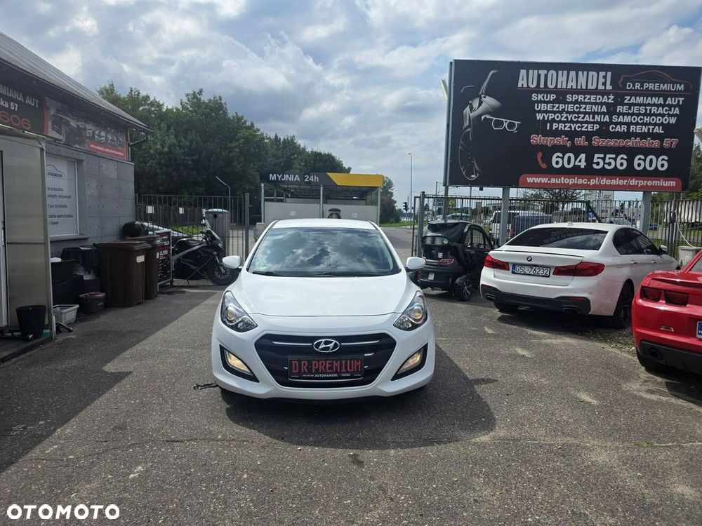 Hyundai i30 1.6 D Classic + - 3