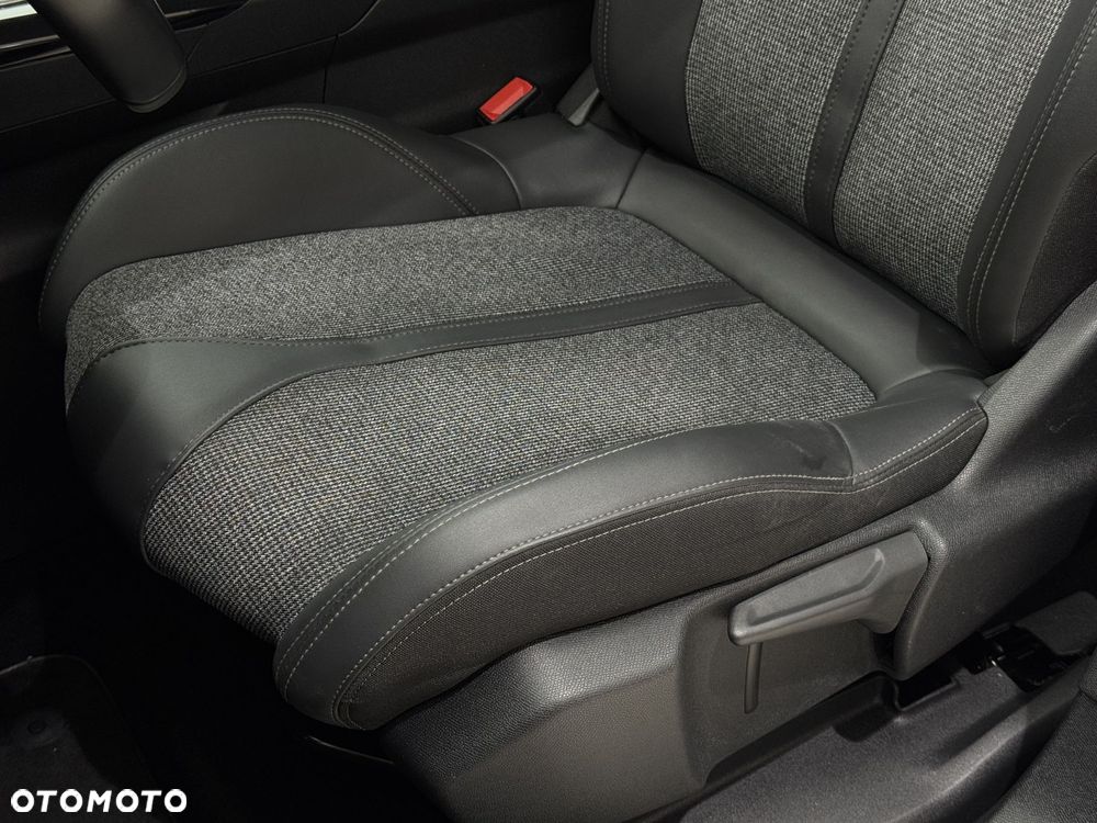 Peugeot 5008 - 11