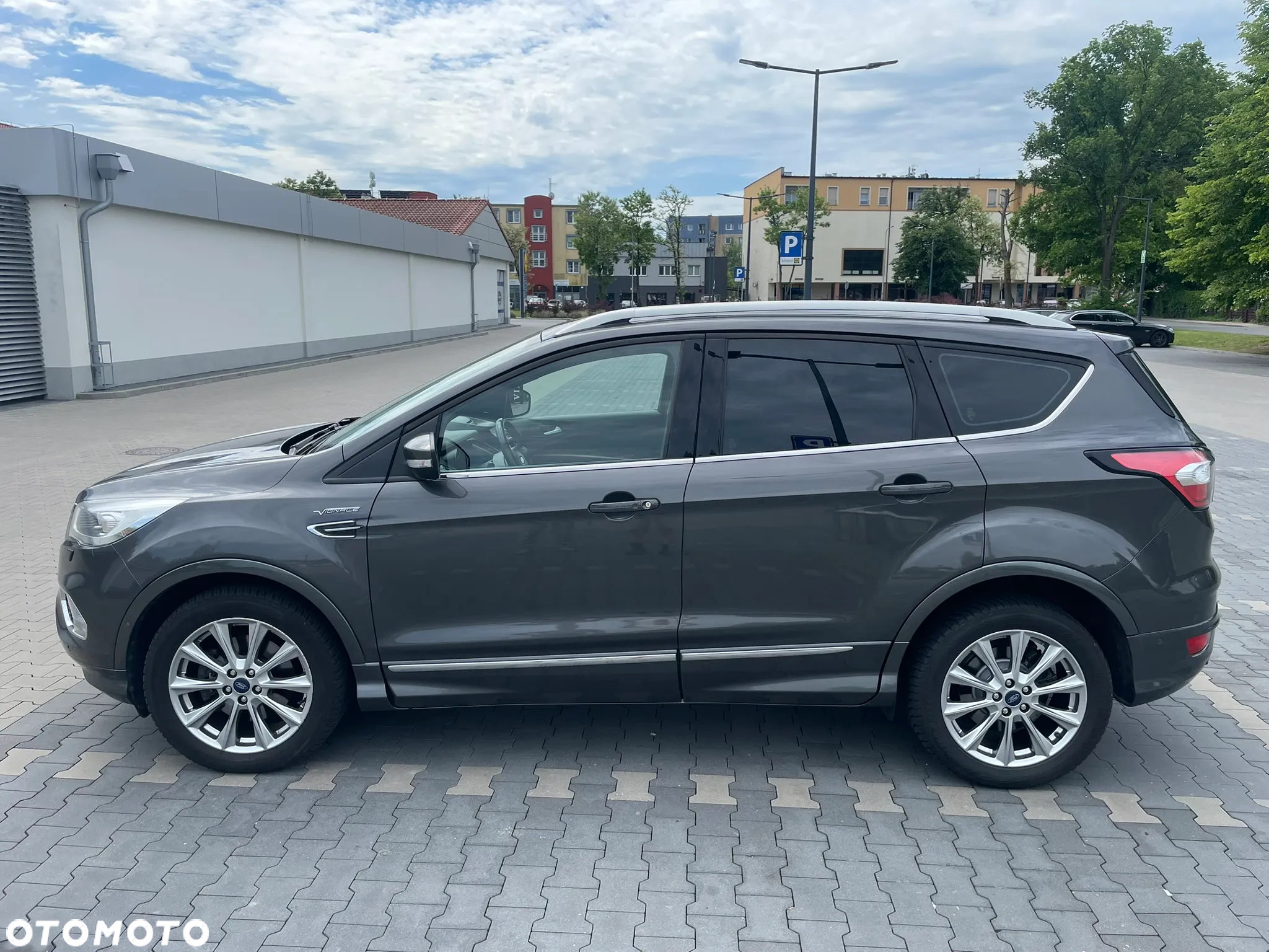 Ford Kuga 2.0 TDCi 2x4 Vignale - 6