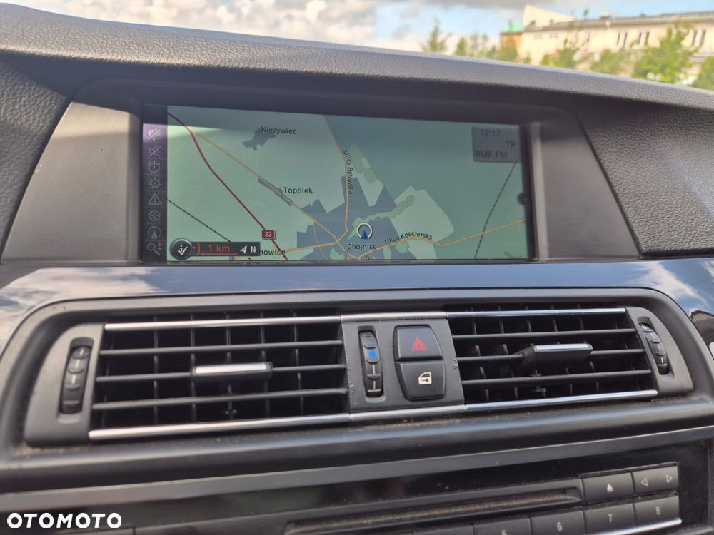 BMW Seria 5 525d - 10