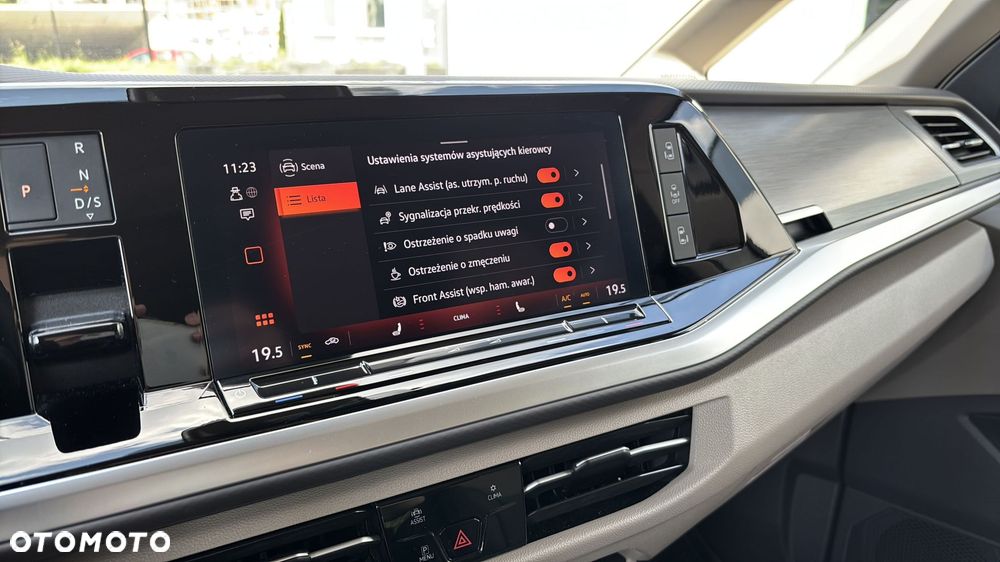 Volkswagen Multivan 2.0 TDI L2 Edition DSG - 24