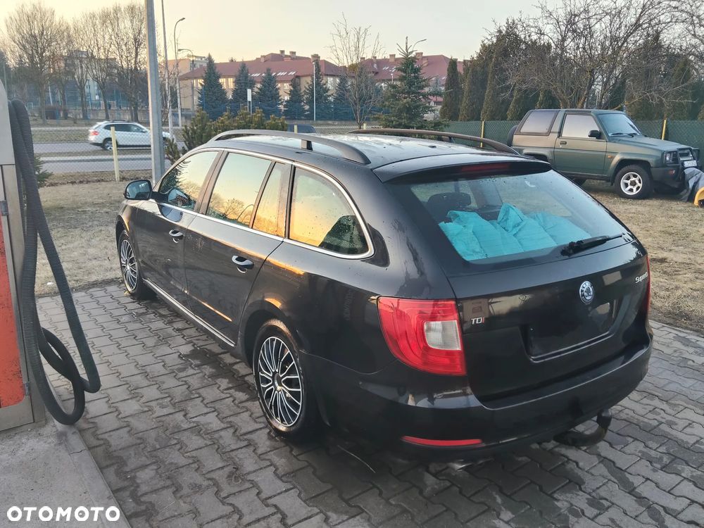 Skoda Superb 2.0 TDI Ambition - 7