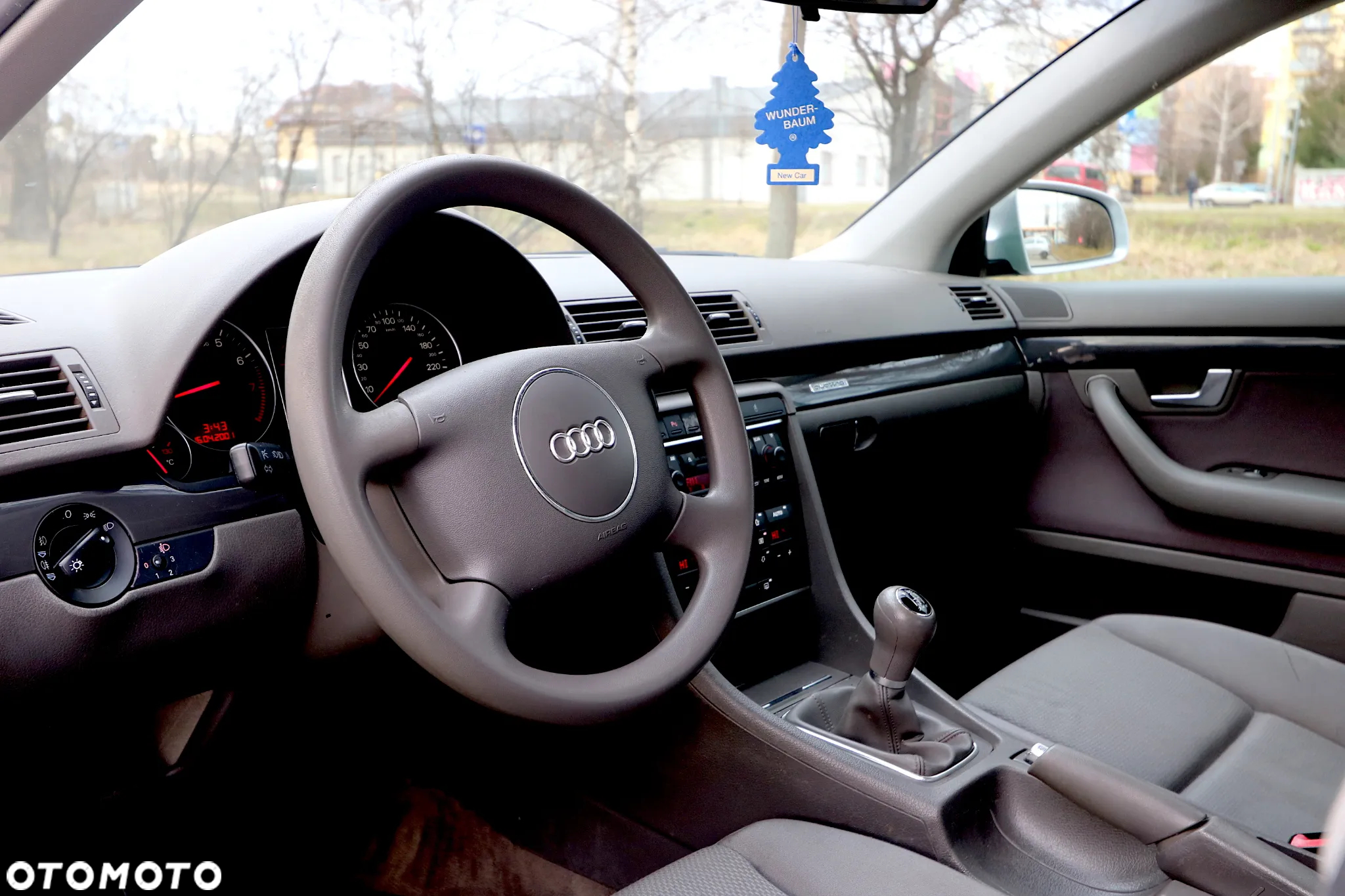 Audi A4 1.8T Quattro - 5