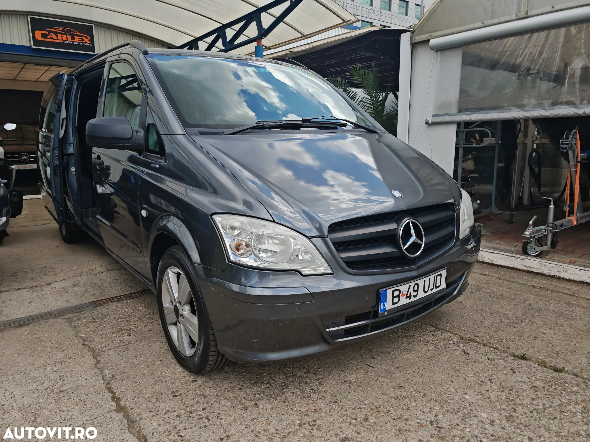 Mercedes-Benz Vito 113 CDI Lang Mixto - 2