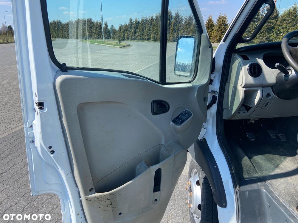 Renault Wywrotka Mascott - 19