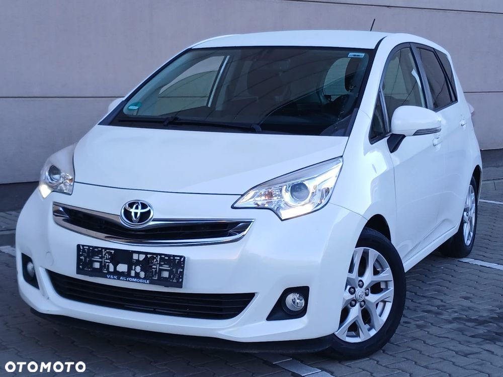 Toyota Verso S 1.33 VVT-i Start-Stop Club - 1