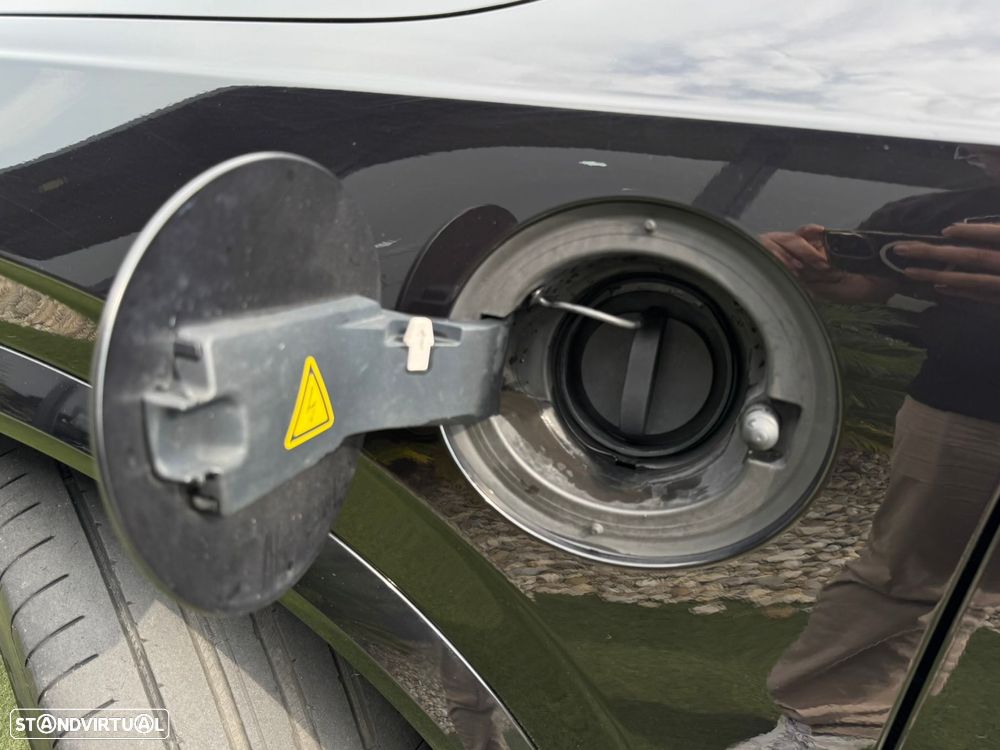 Volvo XC 90 2.0 T8 PHEV R-Design AWD - 6