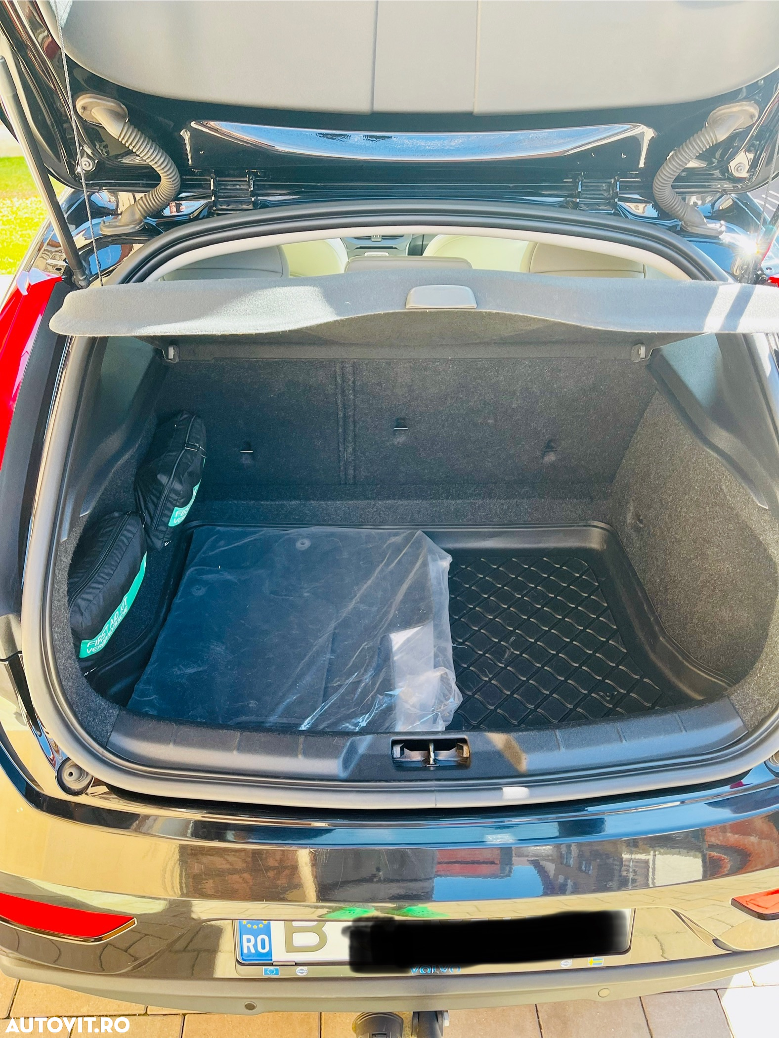 Volvo V40 D2 - 10