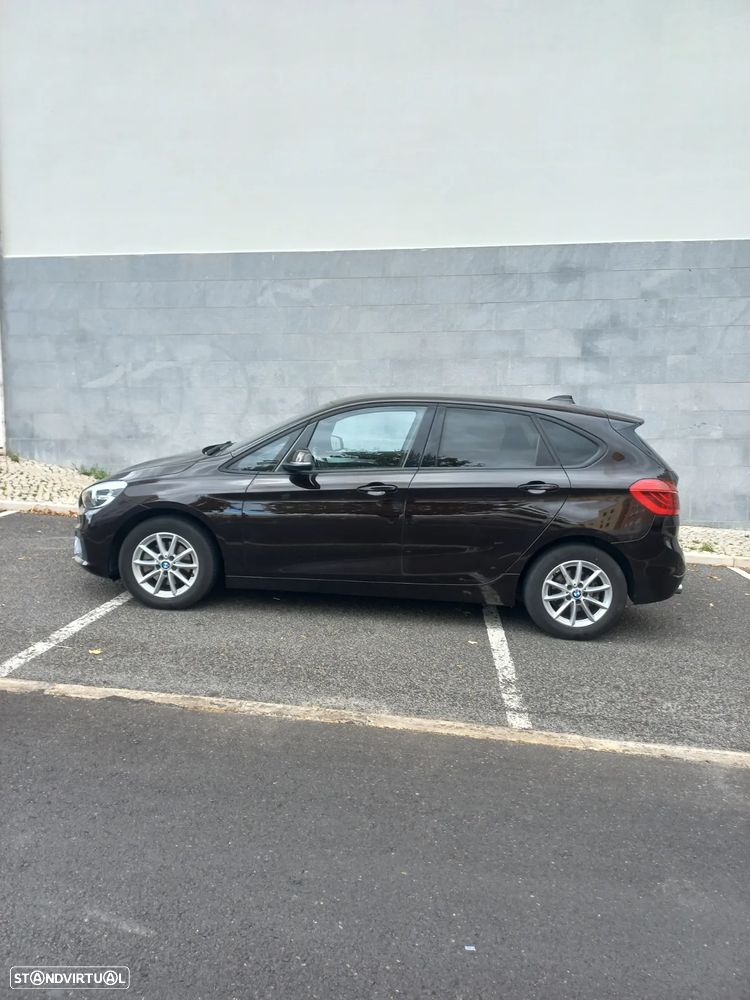 BMW 216 Active Tourer d - 1