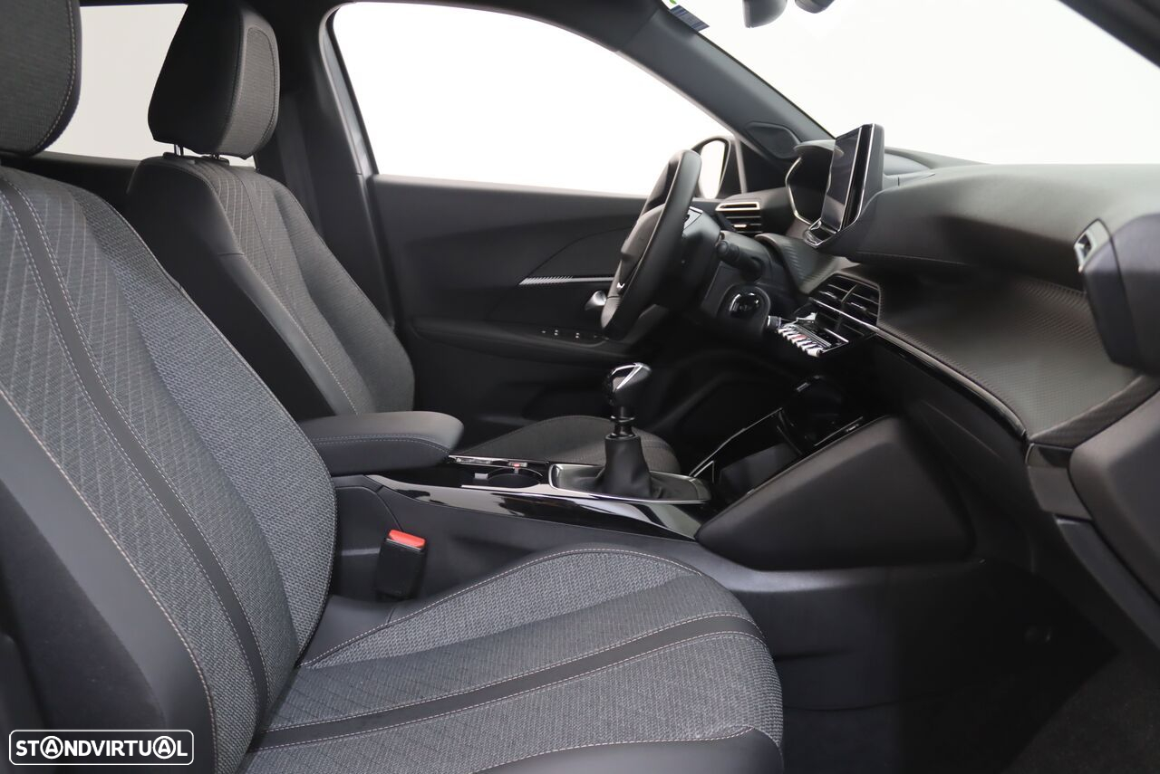 Peugeot 2008 - 7