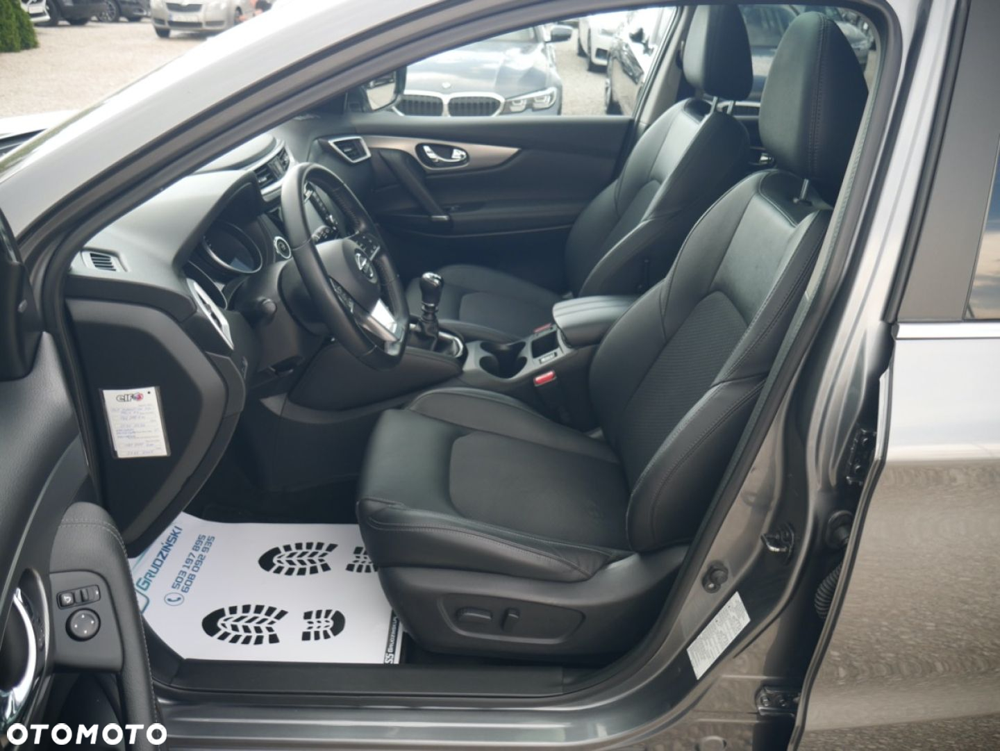 Nissan Qashqai - 12