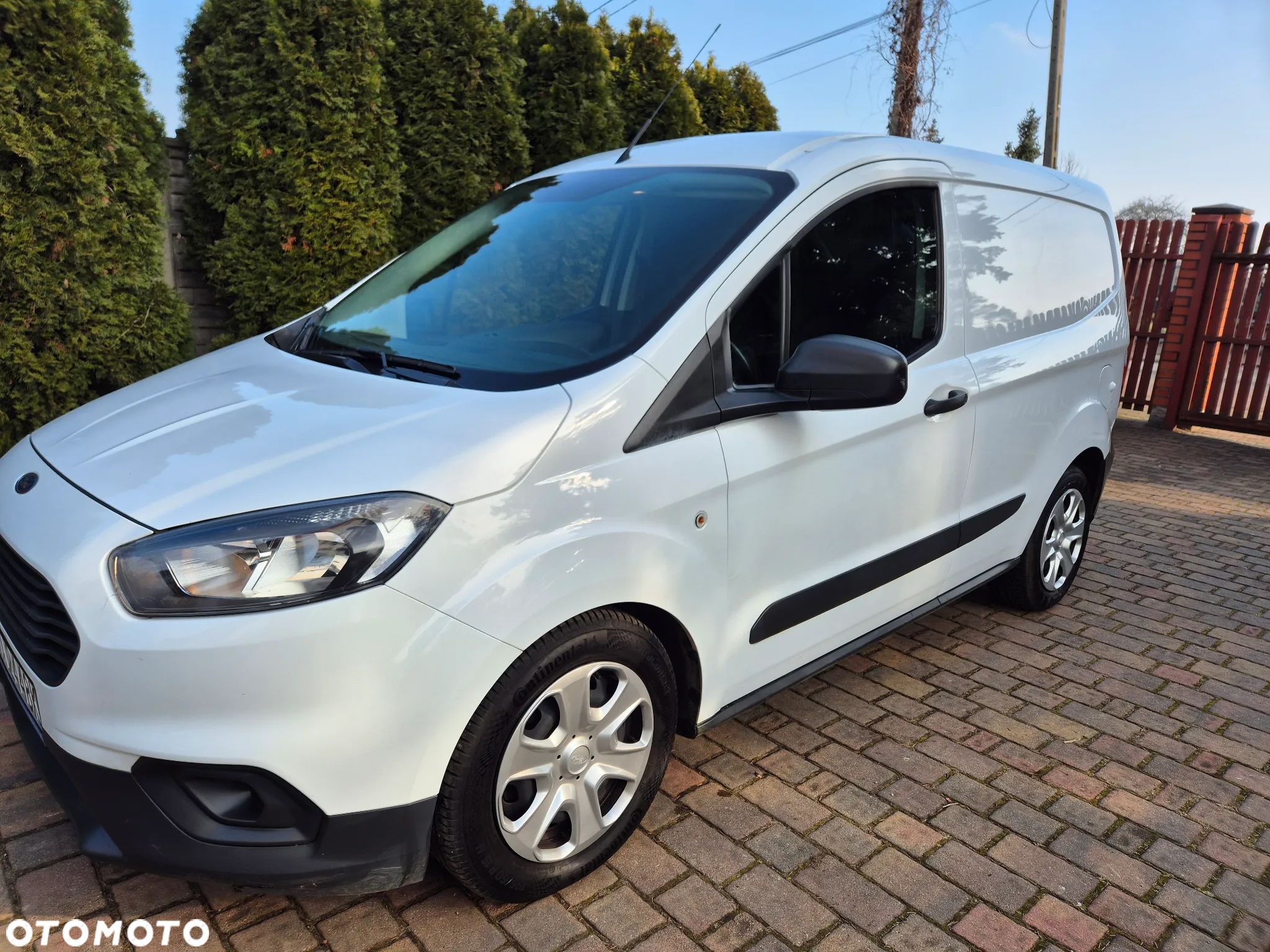 Ford Transit Courier S&S Basis - 1