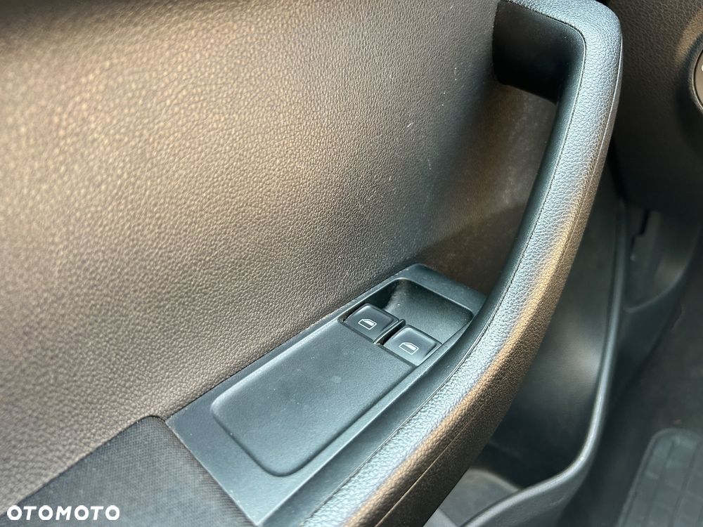 Skoda Fabia 1.2 TSI Active - 18