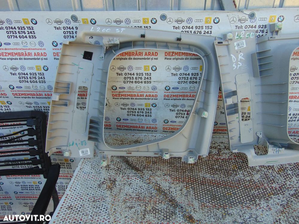 Ornament usa spate interior Mitsubishi L200 dupa 2015 ornamente usi interior spate stanga dreapta l200 2020 - 3