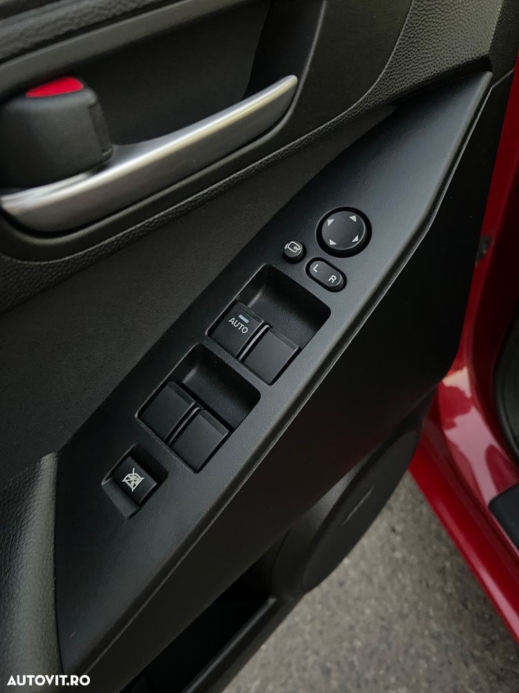 Mazda 3 2.0 MZR DISI Sports-Line - 17