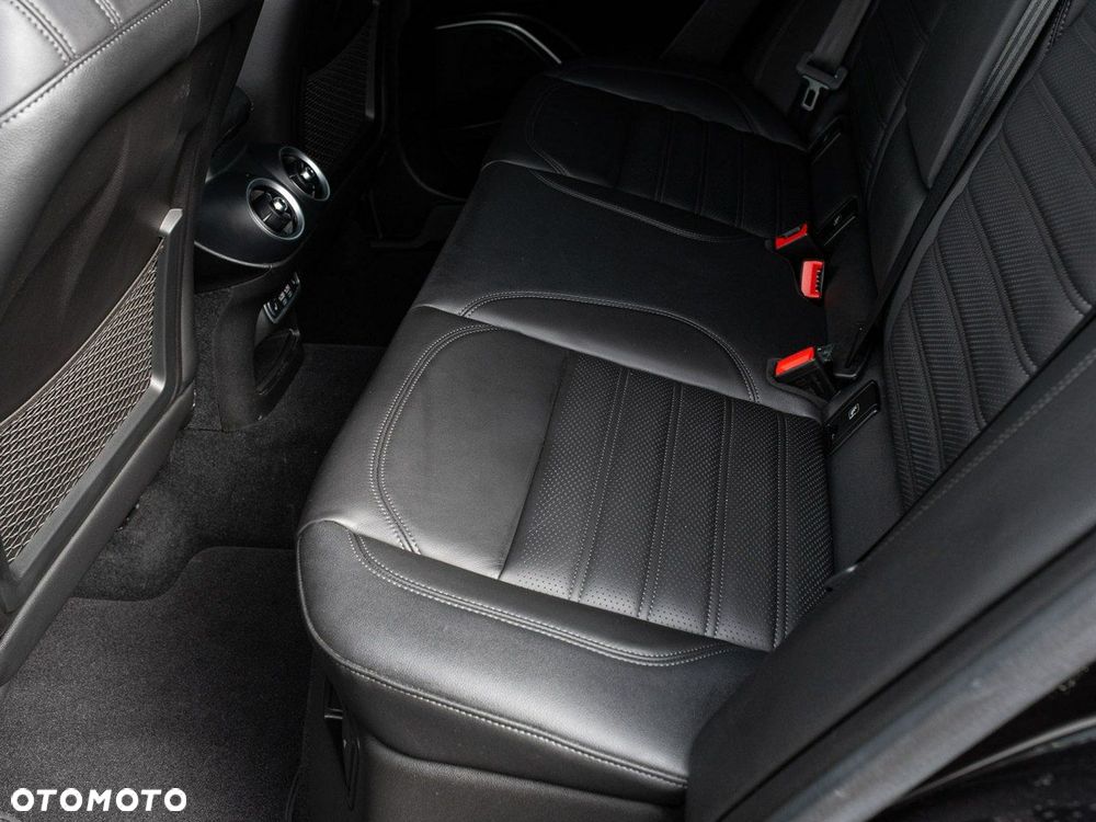 Alfa Romeo Stelvio 2.0 Turbo Executive Q4 - 30