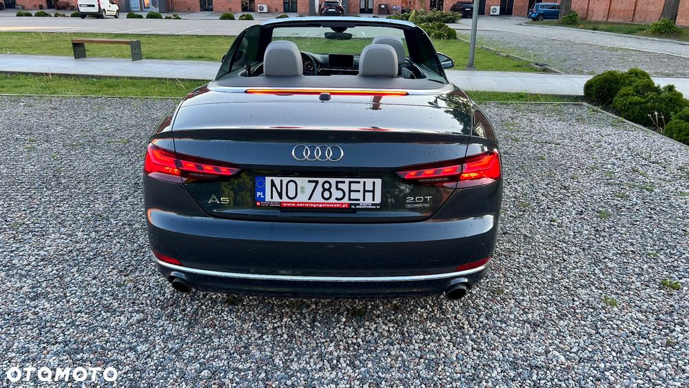 Audi A5 Cabrio - 12