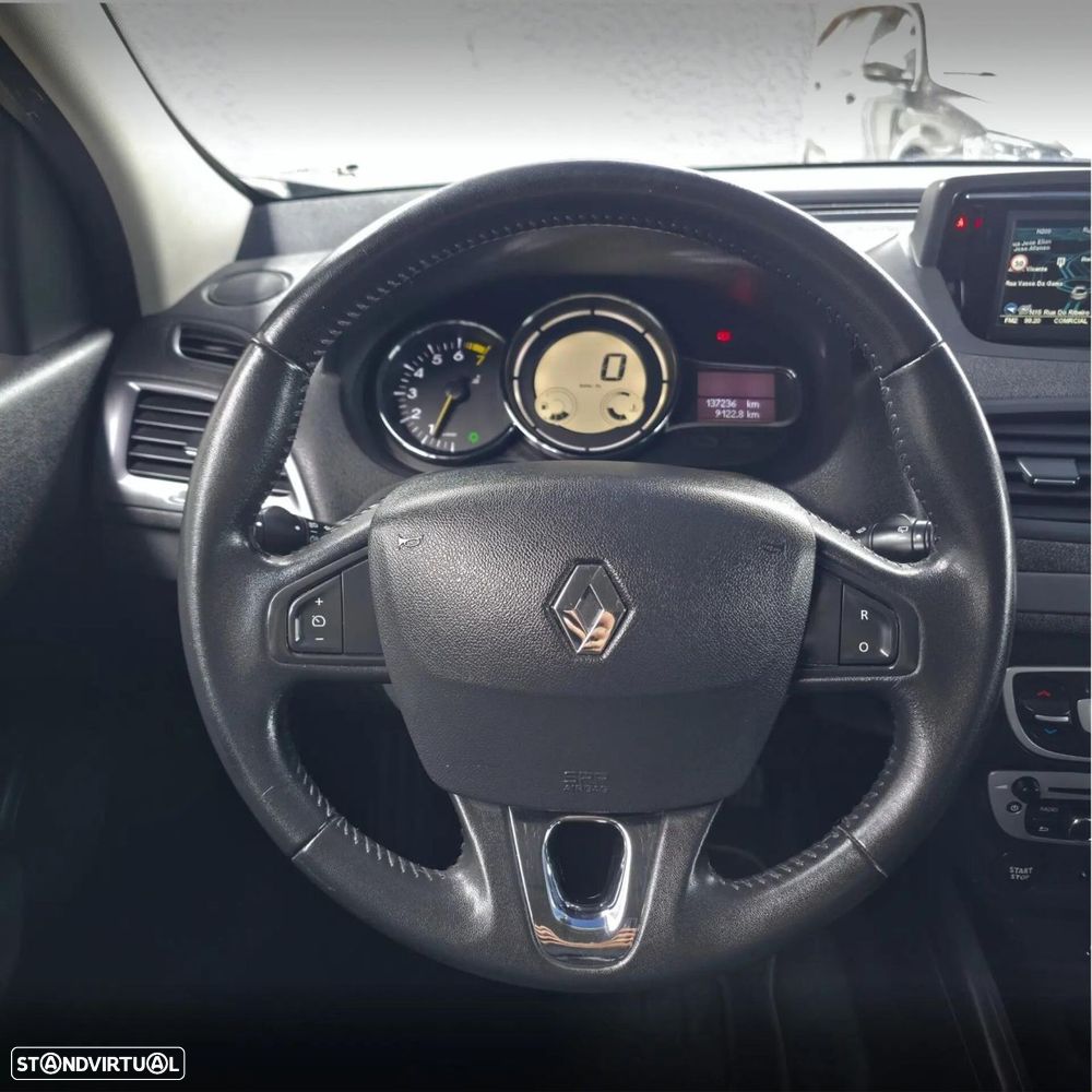 Renault Mégane Sport Tourer - 19