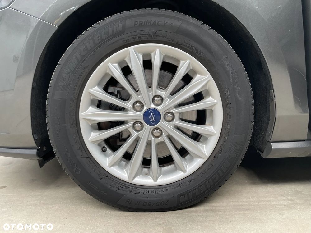 Ford Focus SW 1.0 EcoBoost Titanium X - 21