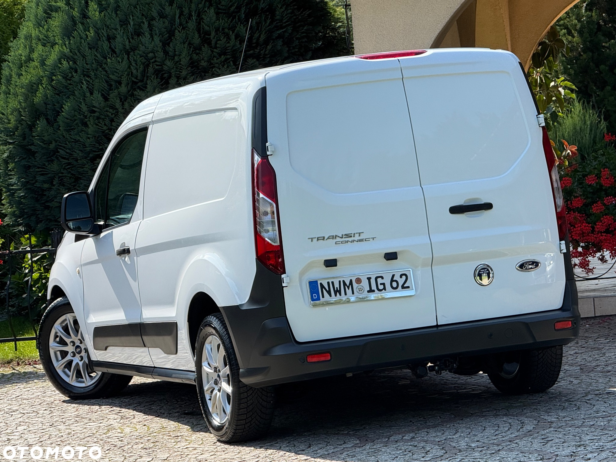 Ford Transit Connect klimatyzacja webasto hak piękny - 6
