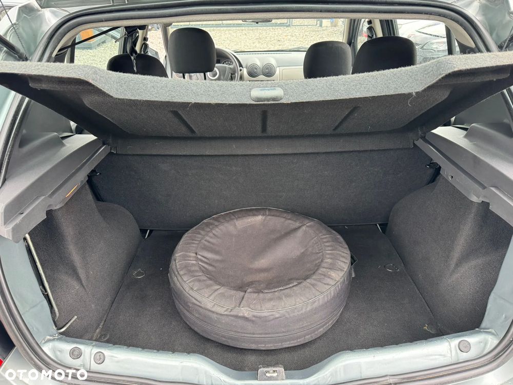 Dacia Sandero 1.4 Laureate - 9