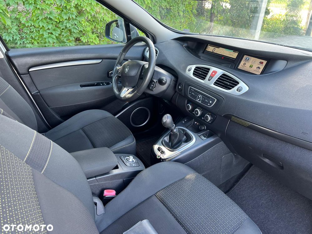 Renault Scenic - 13