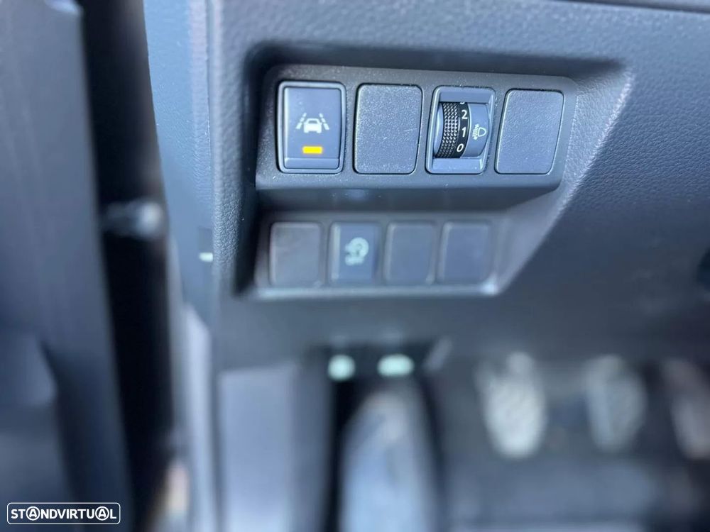 Nissan Qashqai 1.3 DIG-T N-Connecta J18 - 13