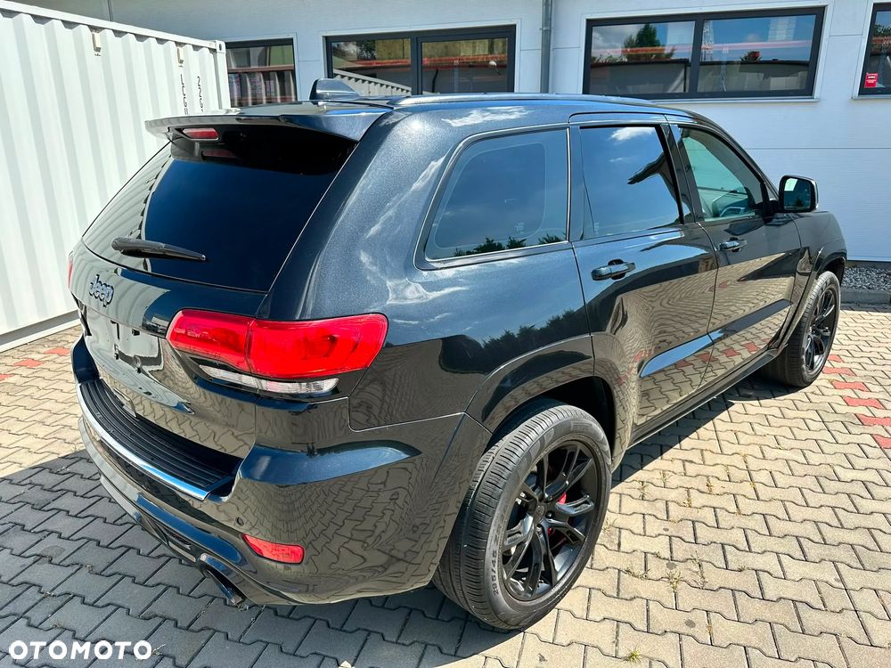Jeep Grand Cherokee SRT8 - 7