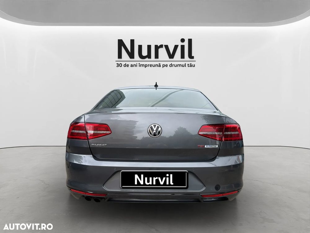 Volkswagen Passat - 20