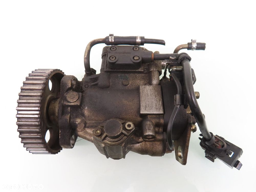 POMPA WTRYSKOWA VW PASSAT B5 1.9 TDI 0460404985 028130110H - 1