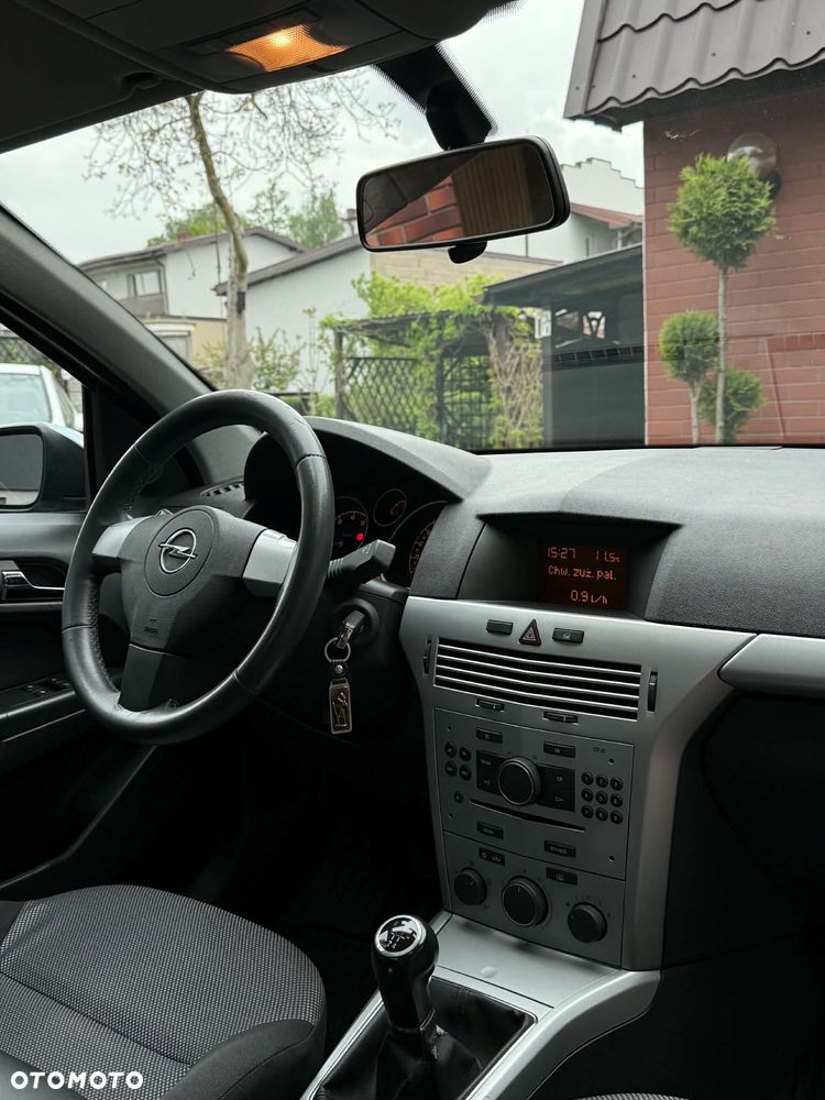 Opel Astra 1.6 Enjoy - 15