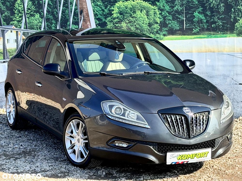 Lancia Delta 1.4 T-Jet 16v Oro - 1