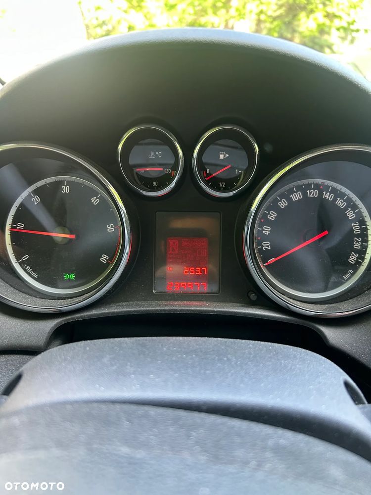 Opel Astra 1.7 CDTI Essentia - 6