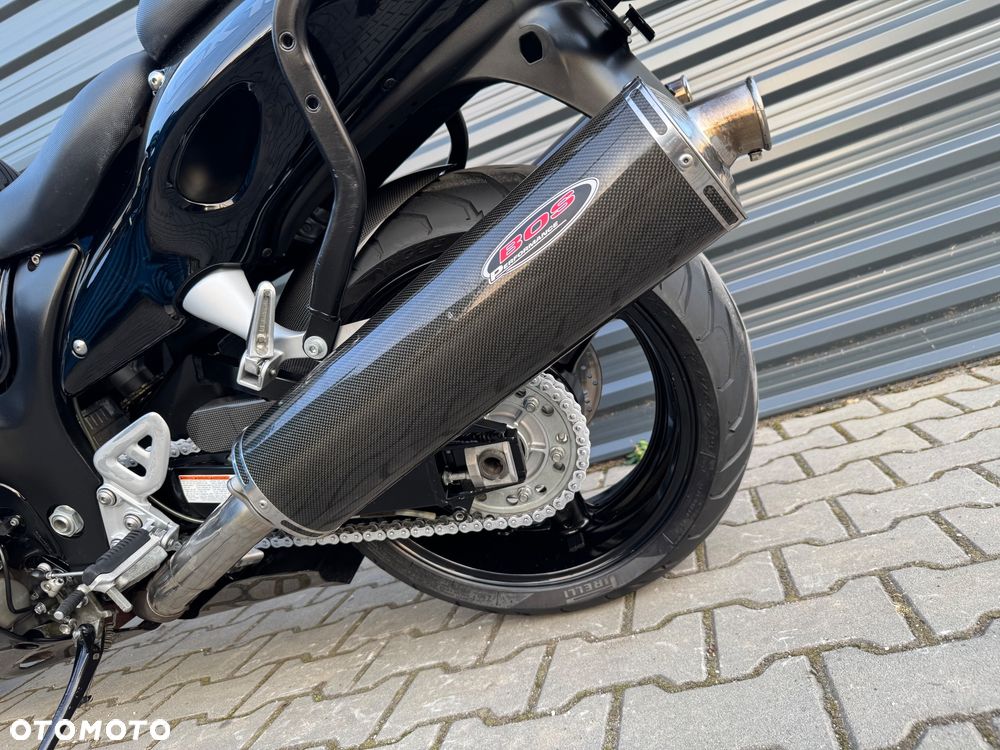 Suzuki GSX - 18