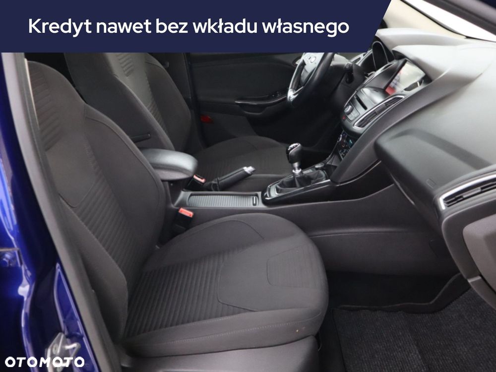 Ford Focus SW - 11