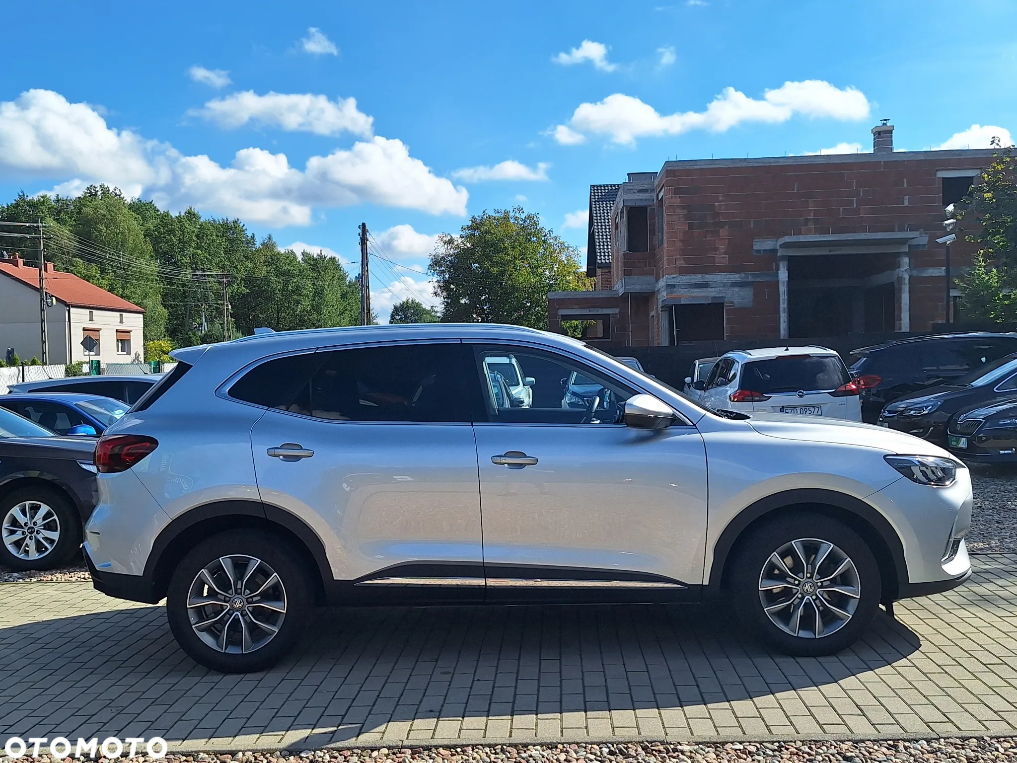 MG HS 1.5 T-GDI Exclusive DCT - 28