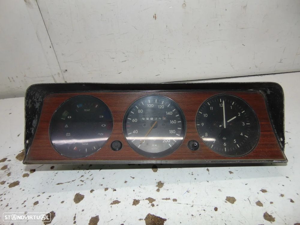 Opel antigo conta kilómetros - 1