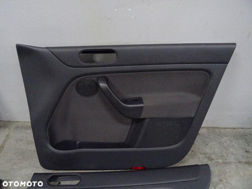 BOCZEK BOCZKI DRZWI VW GOLF V PLUS HB 5D NR226 - 6