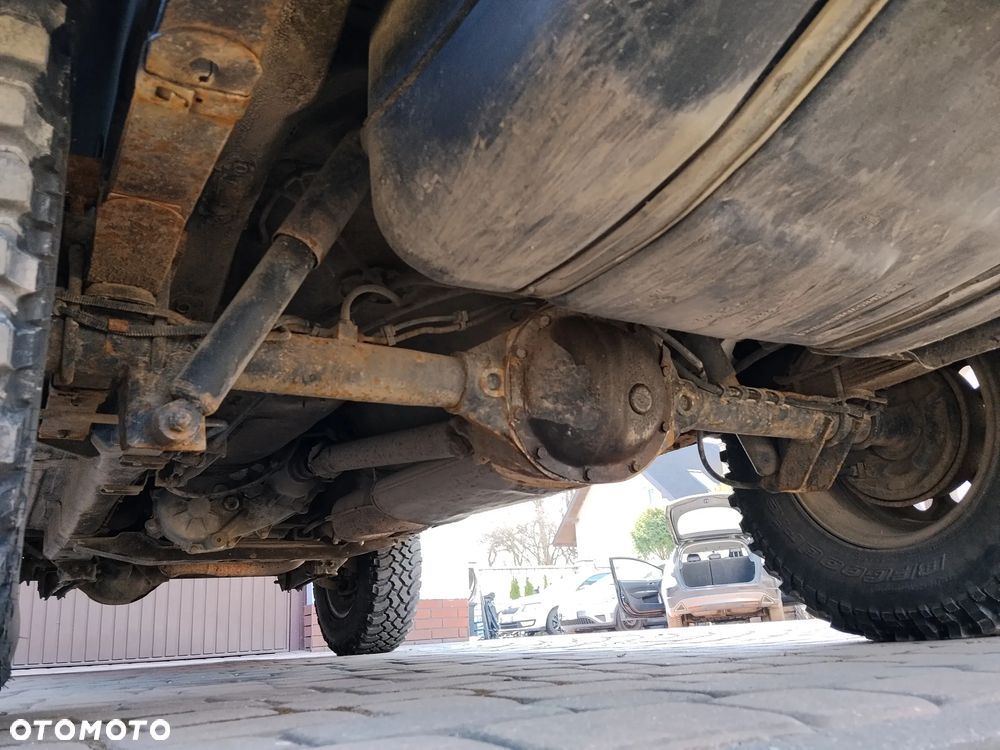 Jeep Cherokee 4.0 Limited - 27