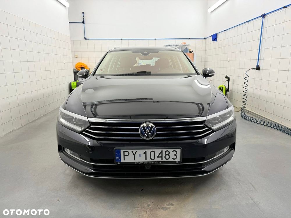 Volkswagen Passat 1.8 TSI (BlueMotion Technology) DSG Highline - 2