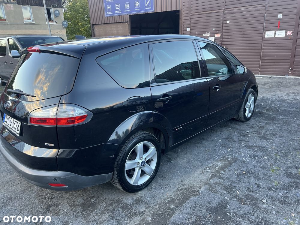 Ford S-Max - 4